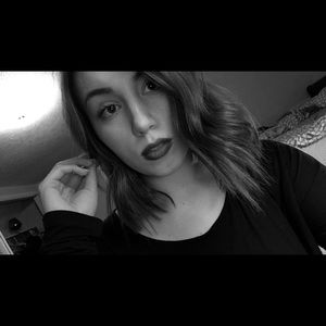 Meet your Posher, Abby